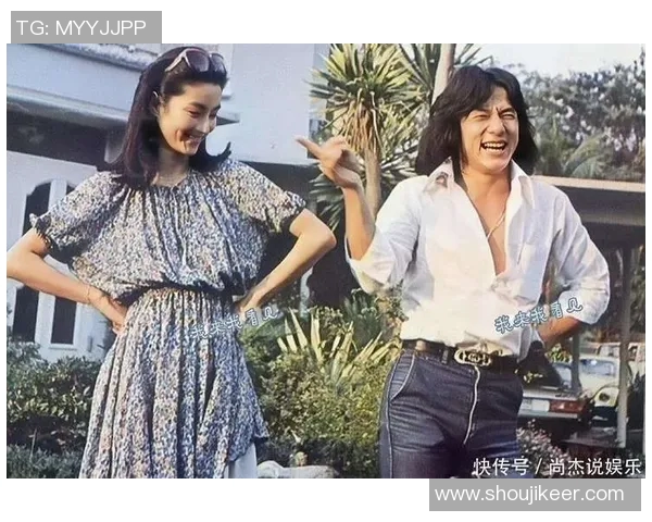 世界足球明星合影挂画展现传奇瞬间与激情岁月的完美结合