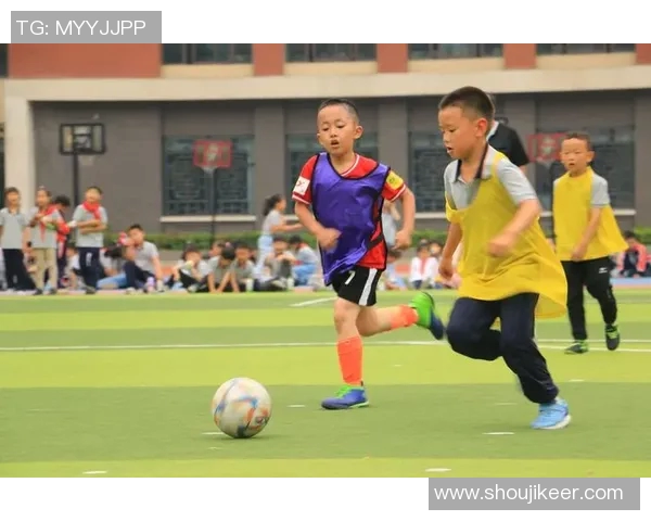 足球明星激励你追梦的力量与坚持的信念让每一次奔跑都充满希望